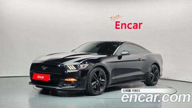 Ford Mustang — exterior