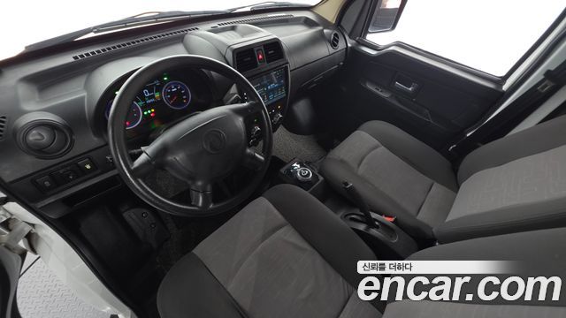 DFSK C35 — interior
