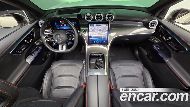 Mercedes-Benz GLC-Class — interior