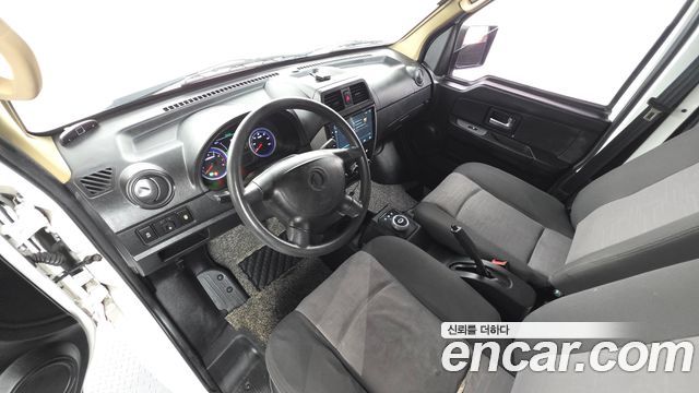 DFSK C35 — interior
