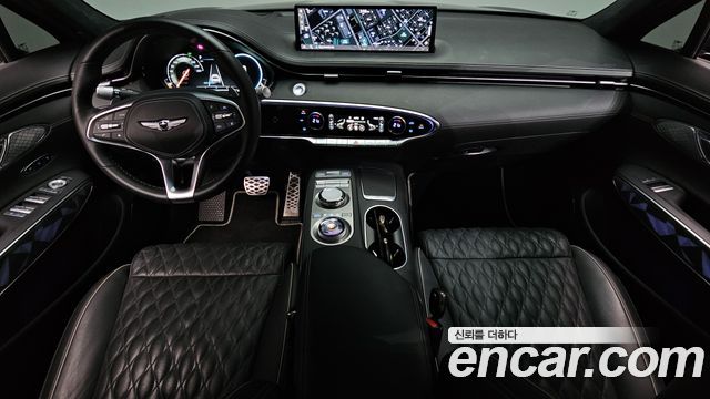 Genesis GV70 — interior