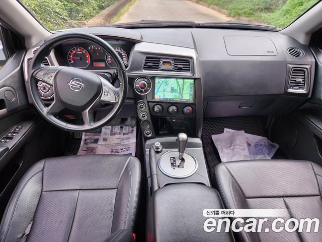 KG Mobility Korando — interior