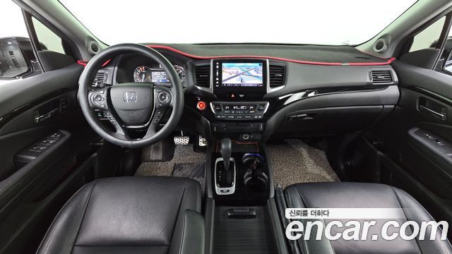 Honda Pilot — interior