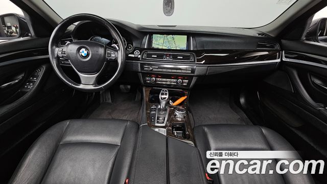 BMW 5 Series — interior