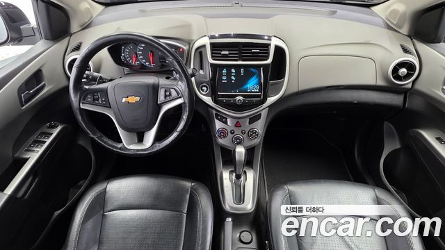 Chevrolet Korea Aveo — interior