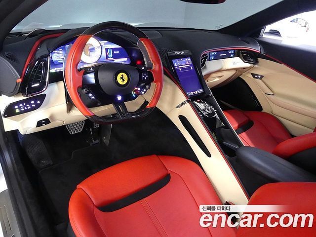 Ferrari Roma — interior