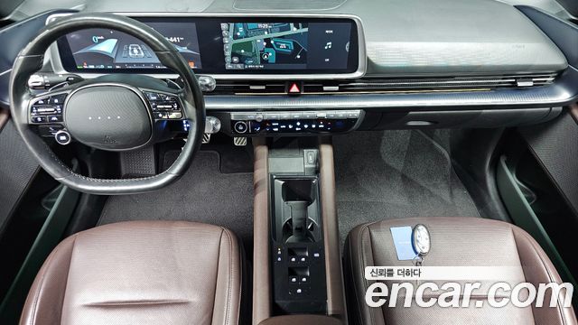 Hyundai IONIQ 6 — interior