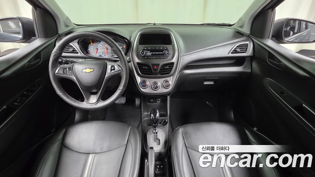 Chevrolet Korea Spark — interior