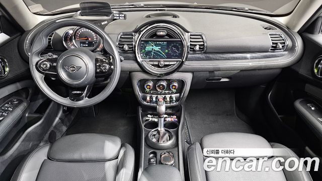 MINI Clubman — interior