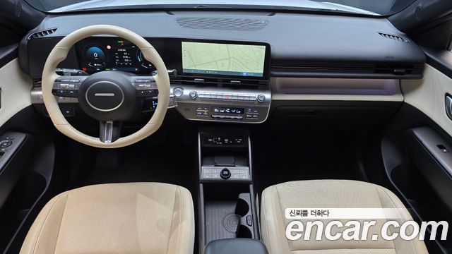 Hyundai Kona — interior