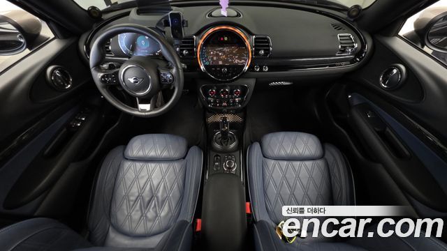 MINI Clubman — interior