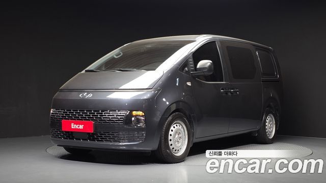 Hyundai Staria — exterior