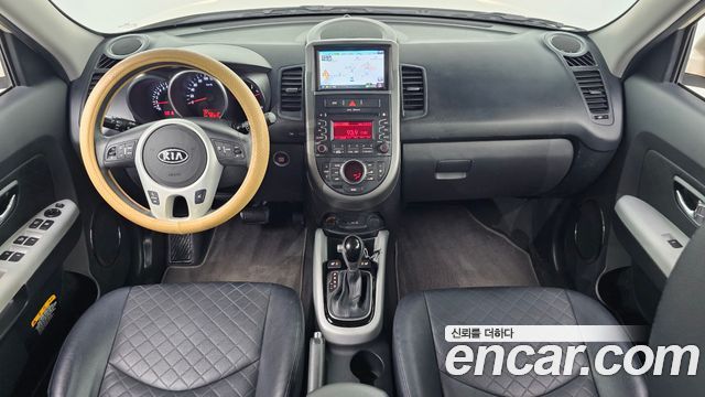 Kia Soul — interior