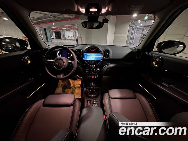 MINI Countryman — interior
