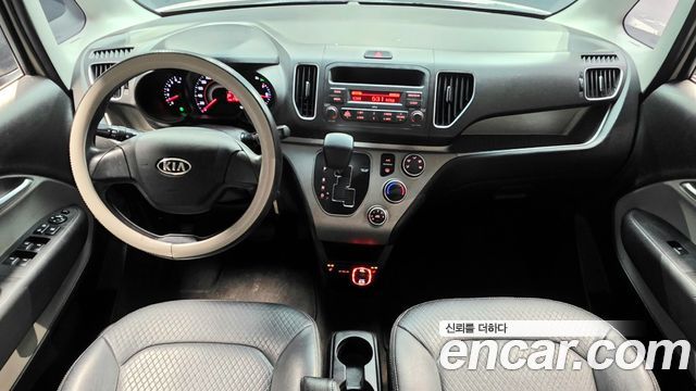 Kia Ray — interior
