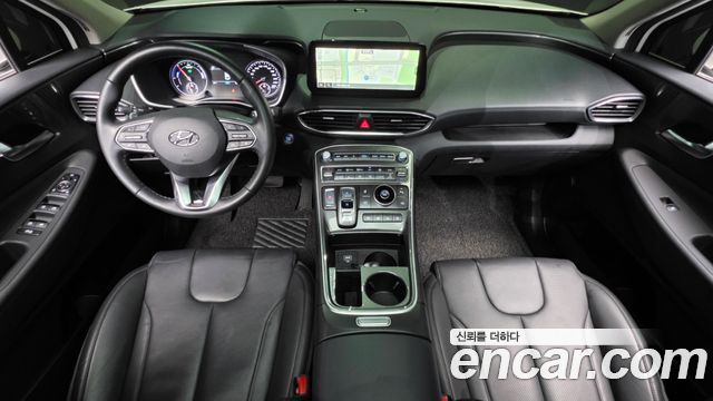Hyundai Santa Fe — interior