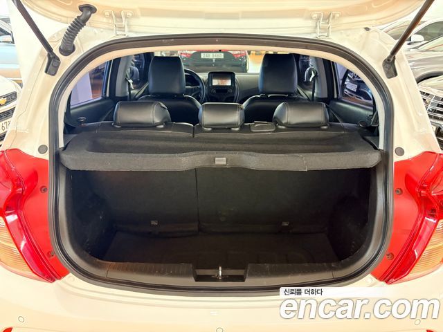 Chevrolet Korea Spark — interior