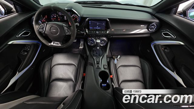 Chevrolet Korea Camaro — interior