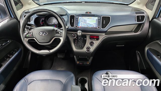Kia Ray — interior