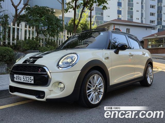 MINI Cooper — exterior