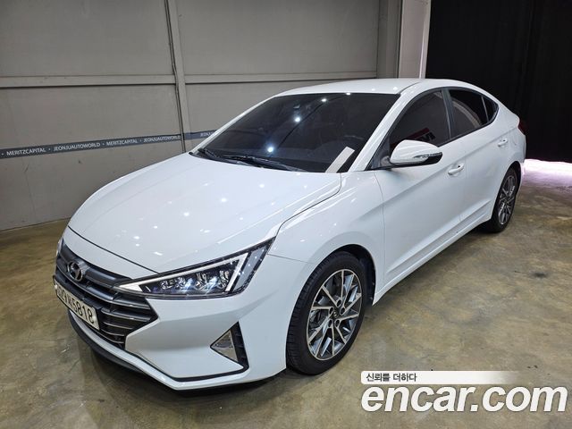 Hyundai Avante — exterior