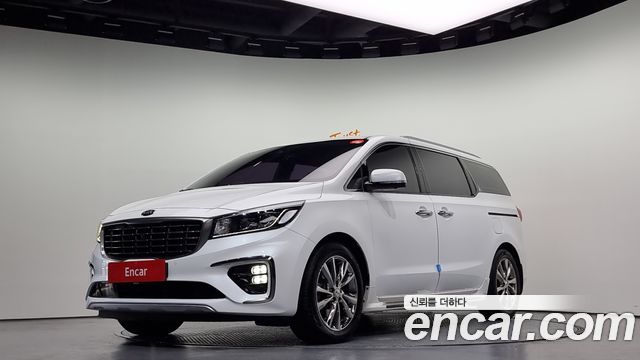 Kia Carnival — exterior