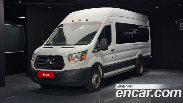 Ford Transit — exterior