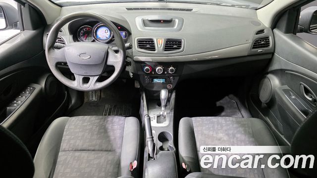 Renault Korea SM3 — interior