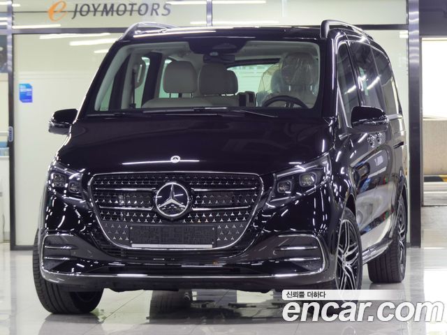 Mercedes-Benz V-Class — exterior