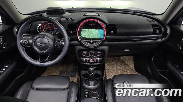 MINI Clubman — interior