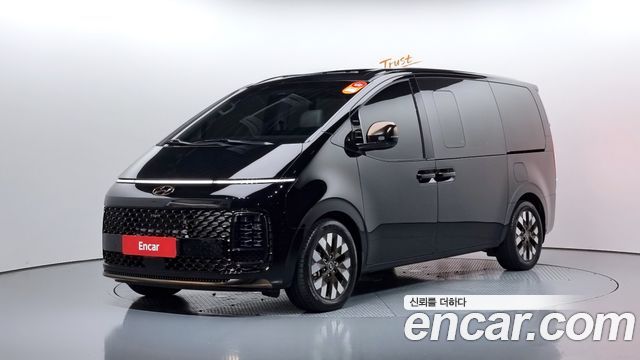 Hyundai Staria — exterior