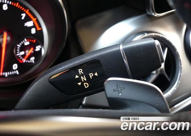 Mercedes-Benz CLA-Class — interior