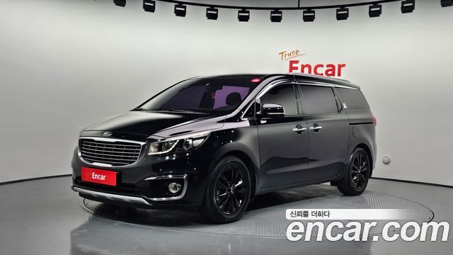 Kia Carnival — exterior