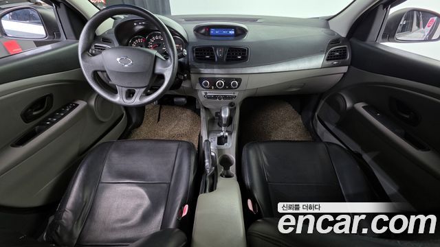 Renault Korea SM3 — interior