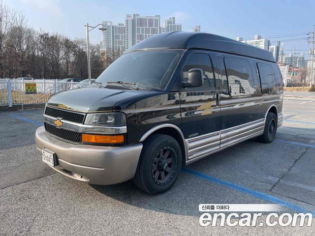 Chevrolet Express Van — exterior
