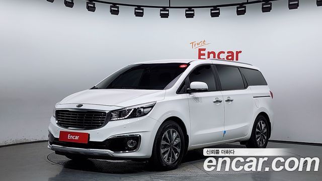Kia Carnival — exterior