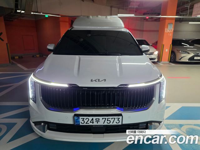 Kia Carnival — exterior
