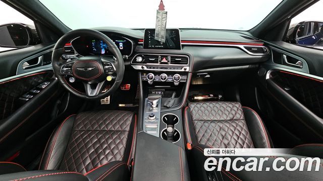 Genesis G70 — interior