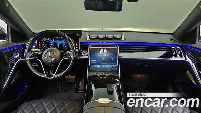 Mercedes-Benz S-Class — interior