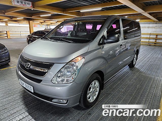 Hyundai Starex — exterior