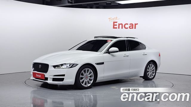Jaguar XE — exterior
