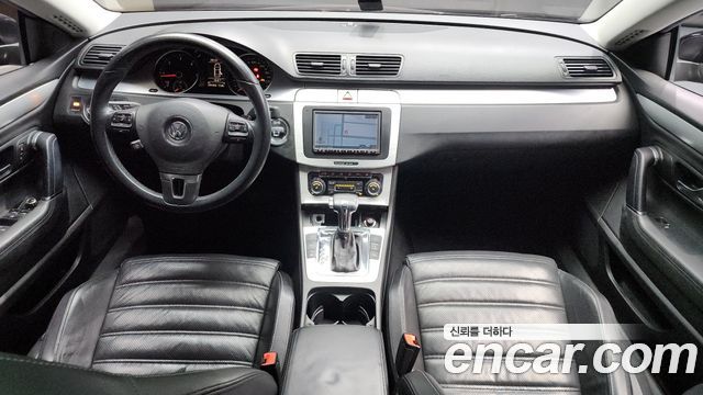 Volkswagen CC — interior