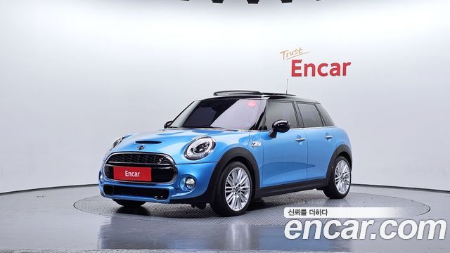 MINI Cooper — exterior