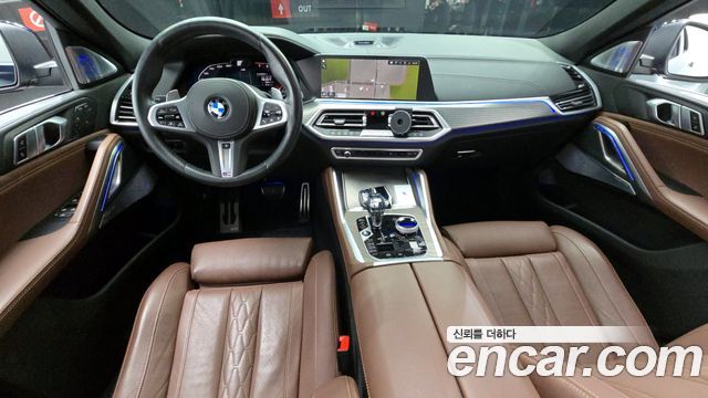 BMW X6 — interior