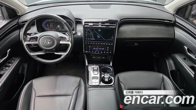 Hyundai Tucson — interior