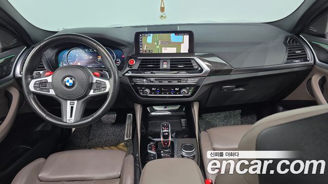 BMW X4M — interior