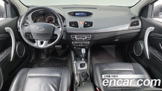 Renault Korea SM3 — interior