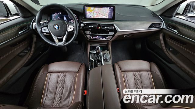 BMW 5 Series — interior