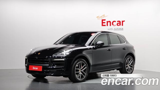 Porsche Macan — exterior