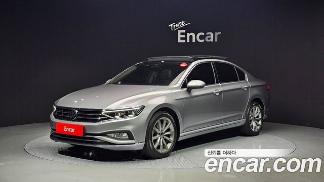 Volkswagen Passat — exterior